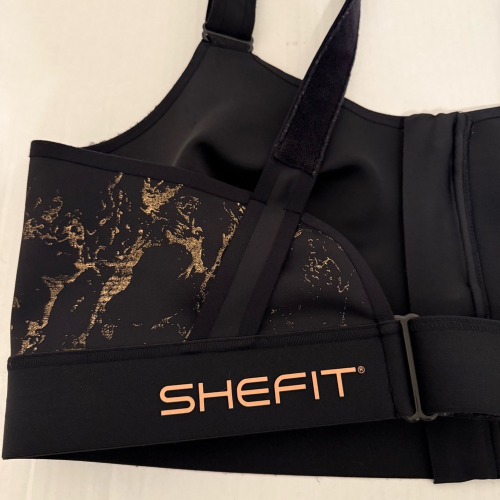 Shefit Adjustable Sports Bra - Picture 2 of 5